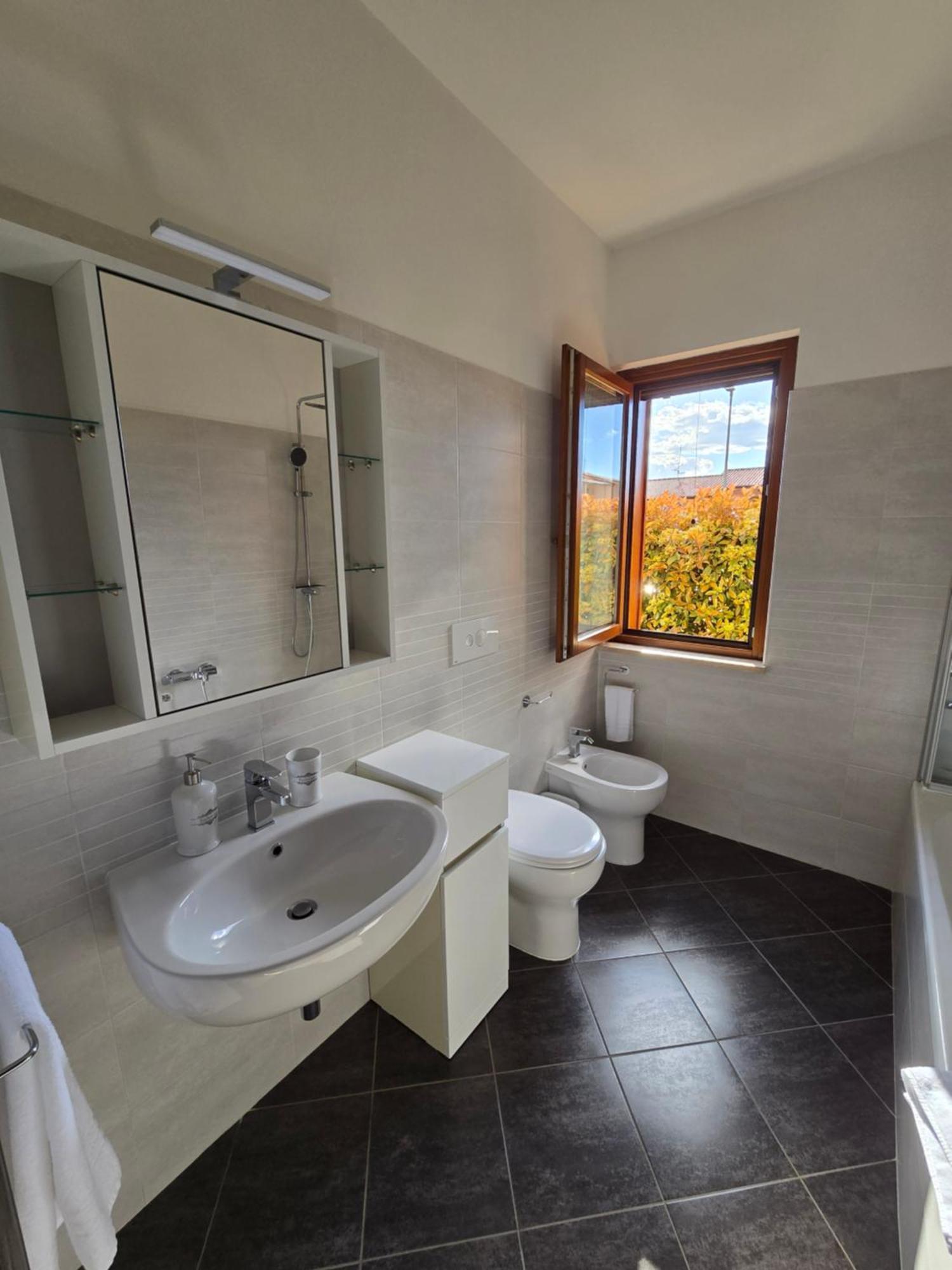 Hotel Casa Achille Spello Esterno foto